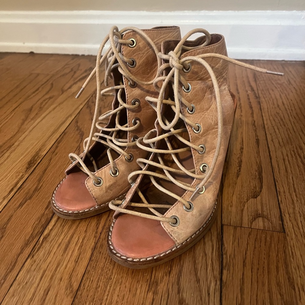 Jeffrey Campbell Leather Lace Up Shoes